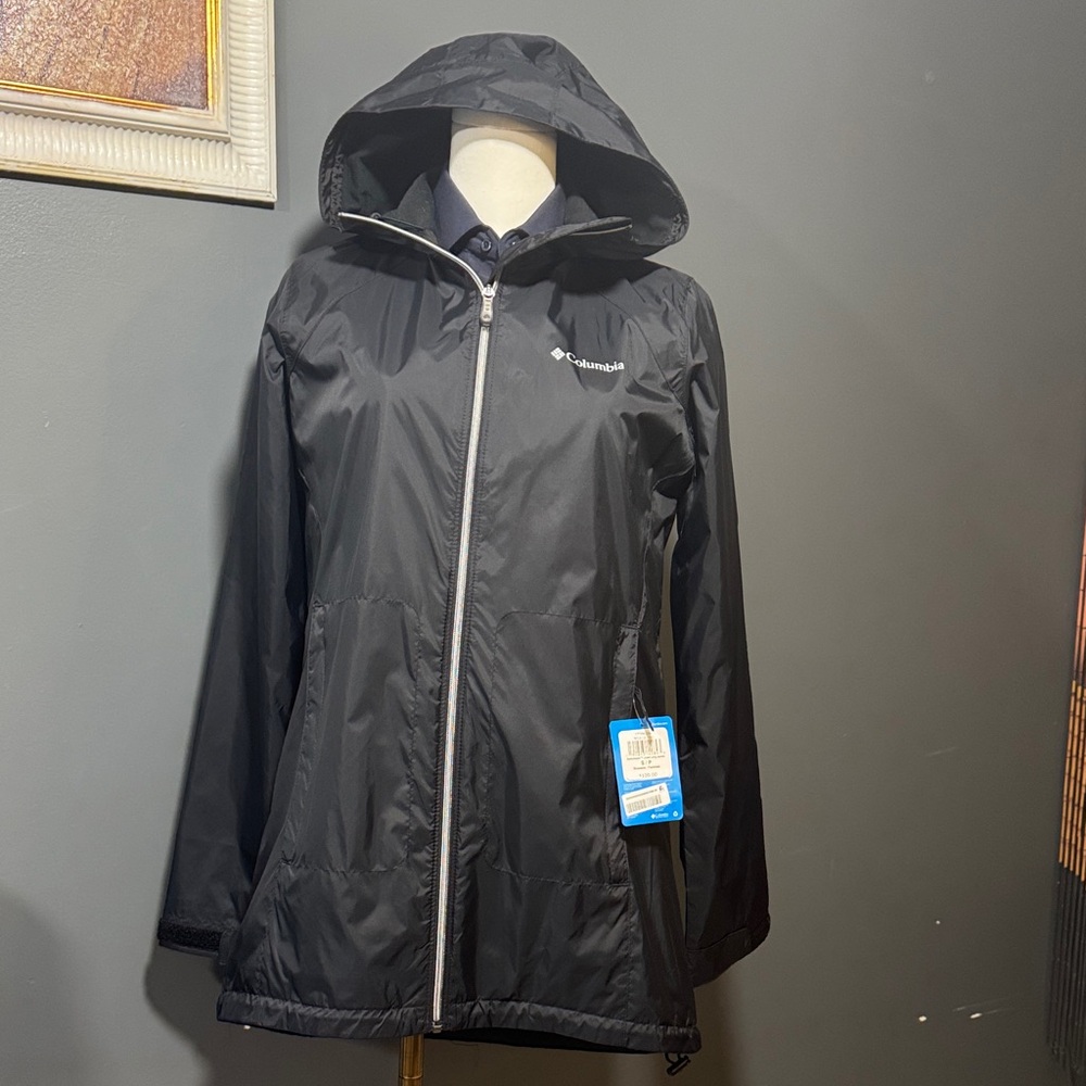 Columbia Women's Black Hooded Ski Jacket